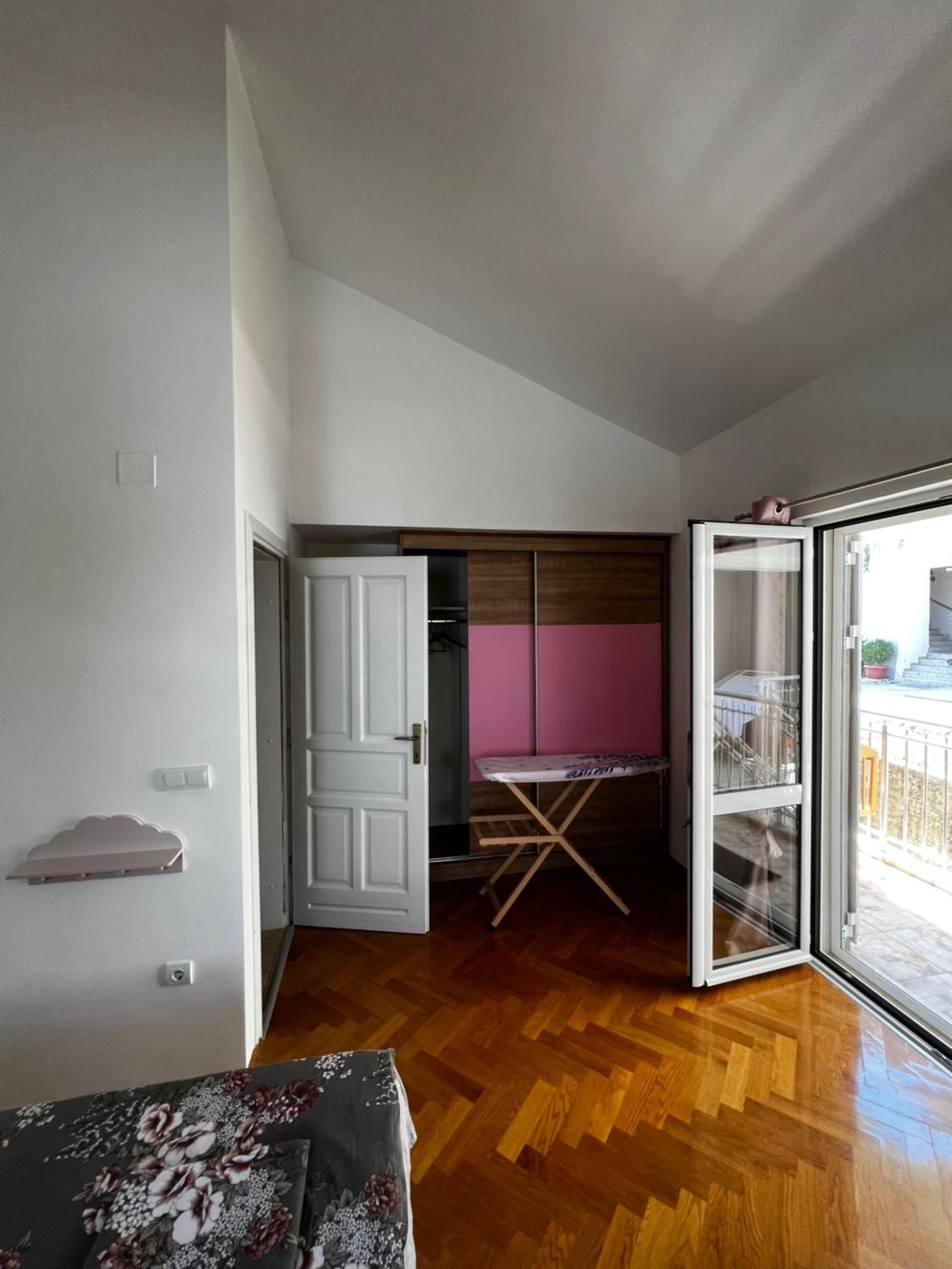 Guest House Mrvaljevic Budva Ngoại thất bức ảnh